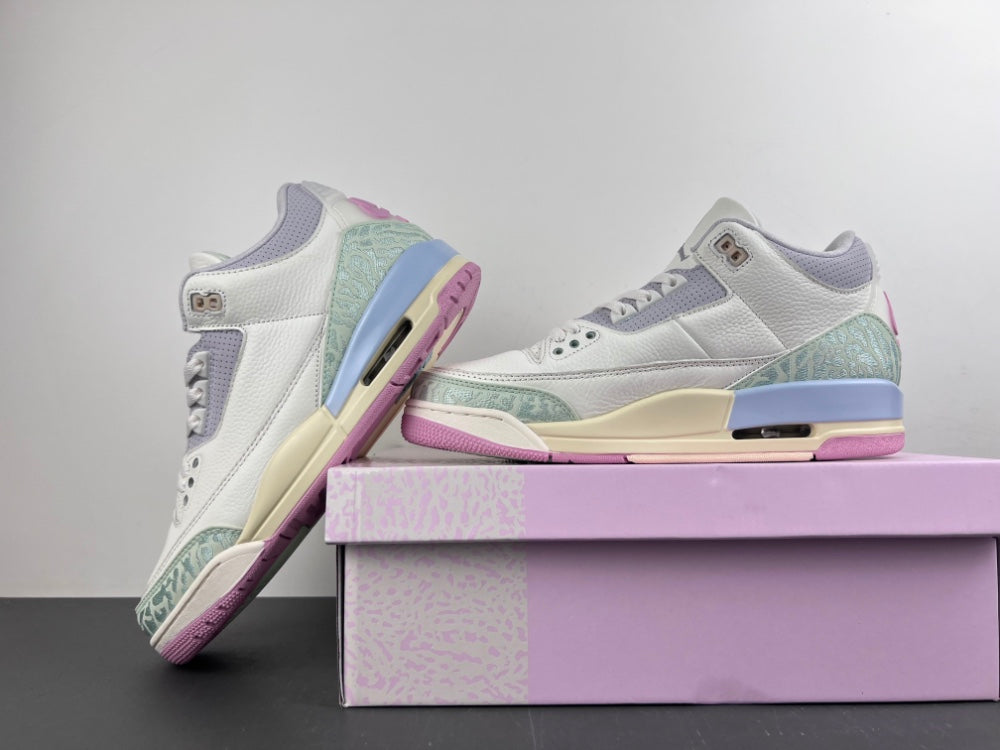 Retro Low Top Sneakers, White Green Pink Colorway, Lace Up Design, Casual Gift for Sneaker Fans