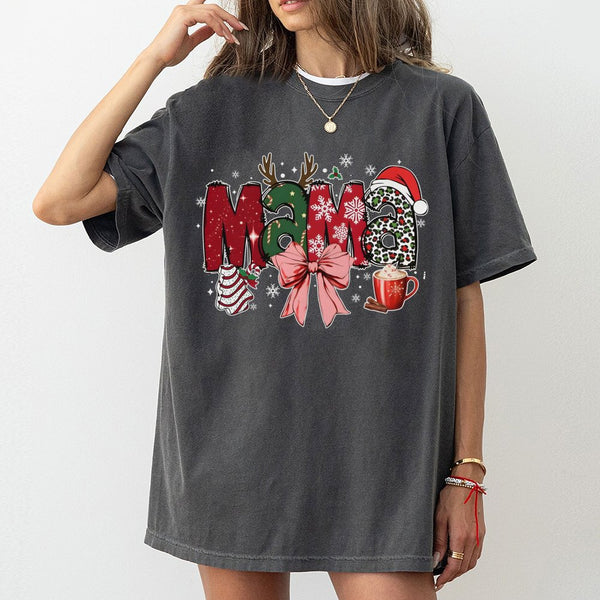 Festive Leopard Mama Shirt, Christmas Mama T-Shirt, Holiday Leopard Christmas Tee, Adorable Christmas Graphic Tee, Seasonal X