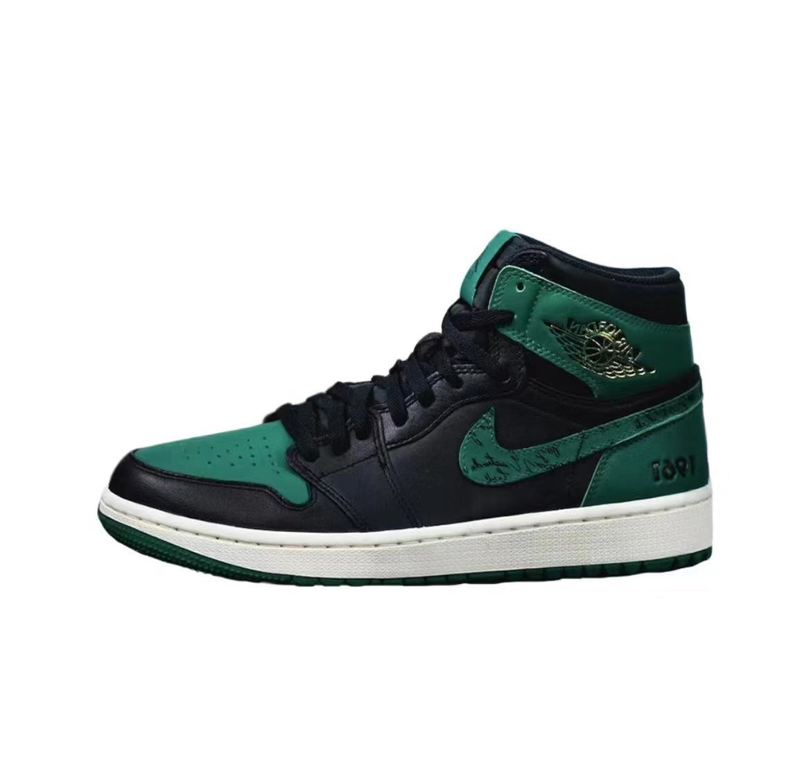 Retro High Top Golf Shoes, Black Green Colorway, Lace Up Design, Casual Gift for Shoe Lovers