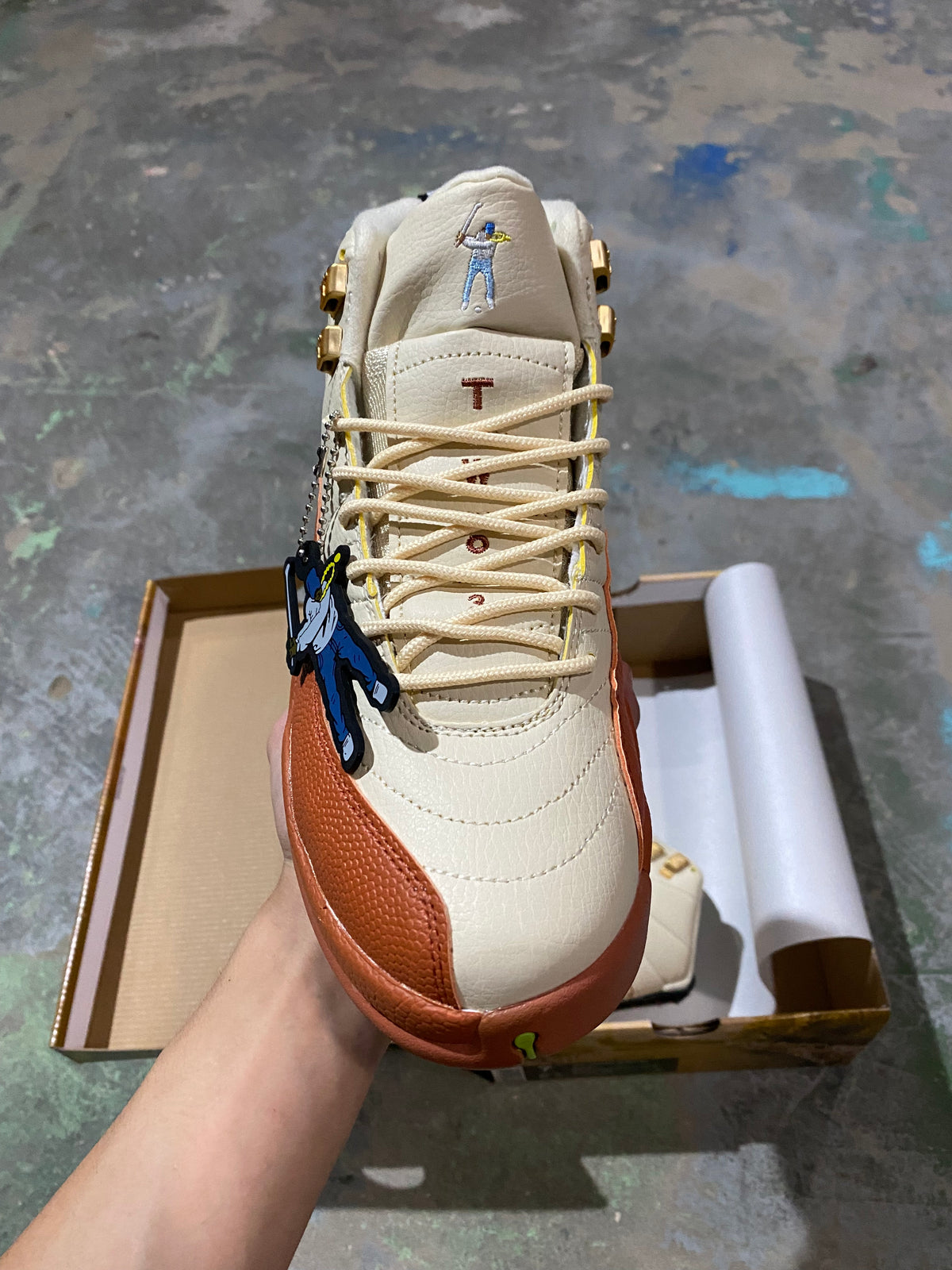 Retro Golf Shoes, Off White Brown Colorway, Lace Up Design, Casual Gift for Shoe Lovers