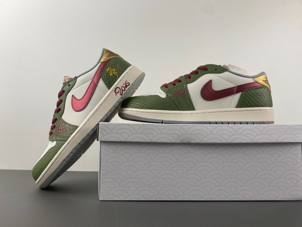 Retro Low Top Sneakers, White Green Red Colorway, Lace Up Design, Casual Gift for Sneaker Fans