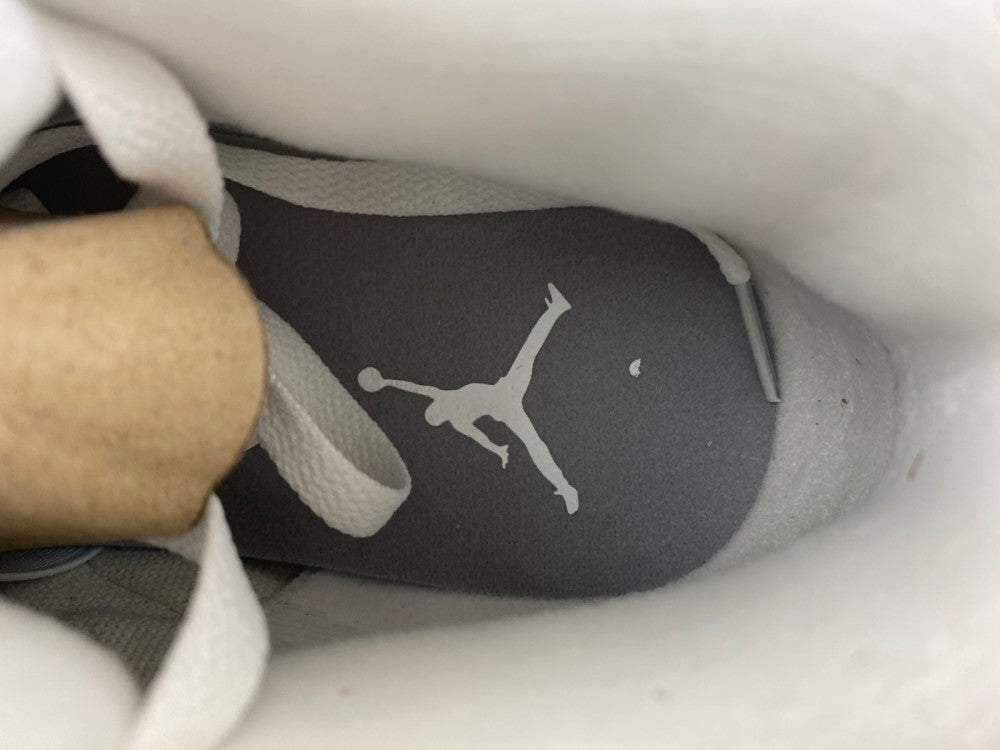 Low Top Sneakers, White Gray Colorway, Lace Up Design, Casual Gift for Sneaker Fans