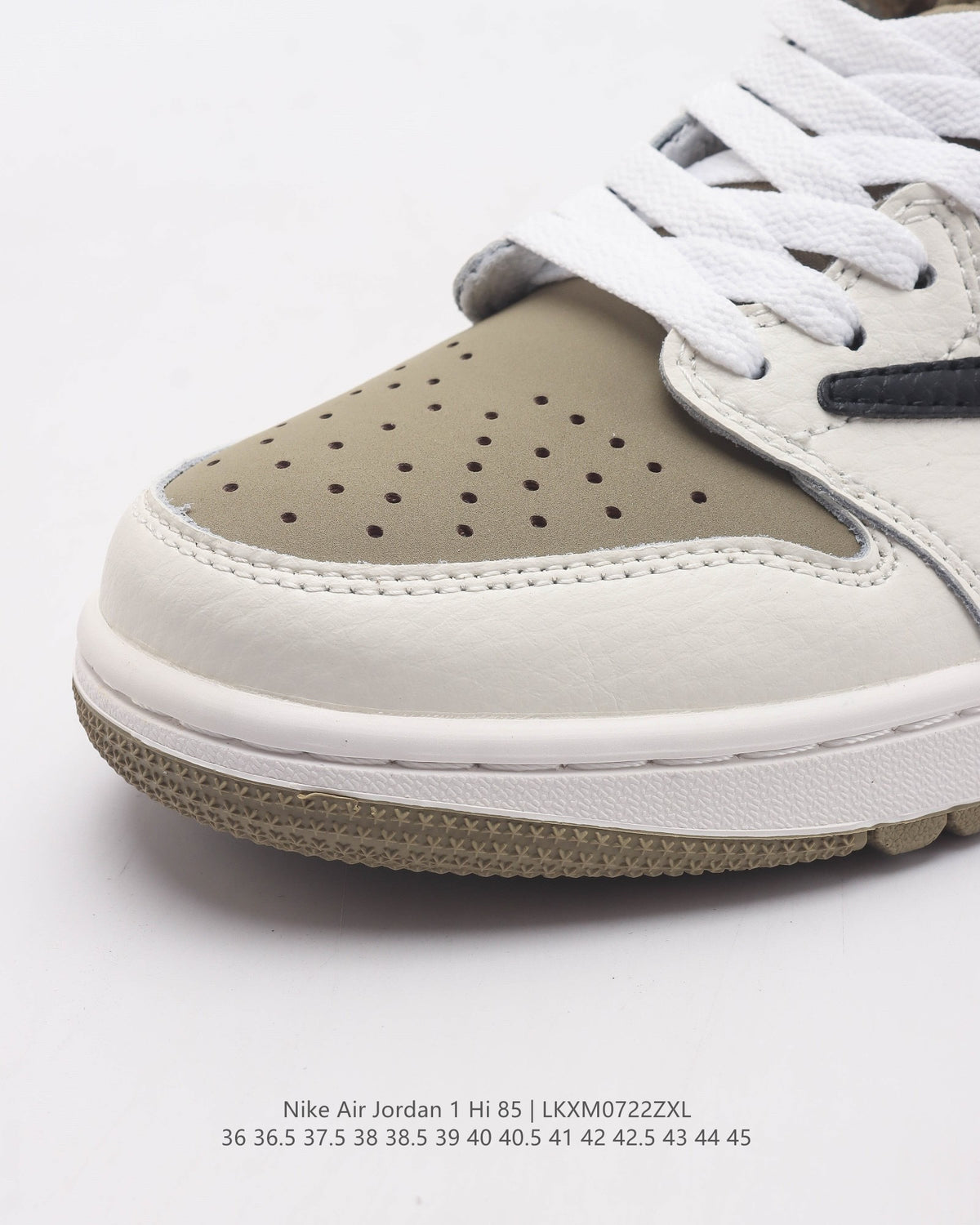 Low Top Golf Shoes, White Brown Colorway, Lace Up Design, Casual Gift for Shoe Lovers