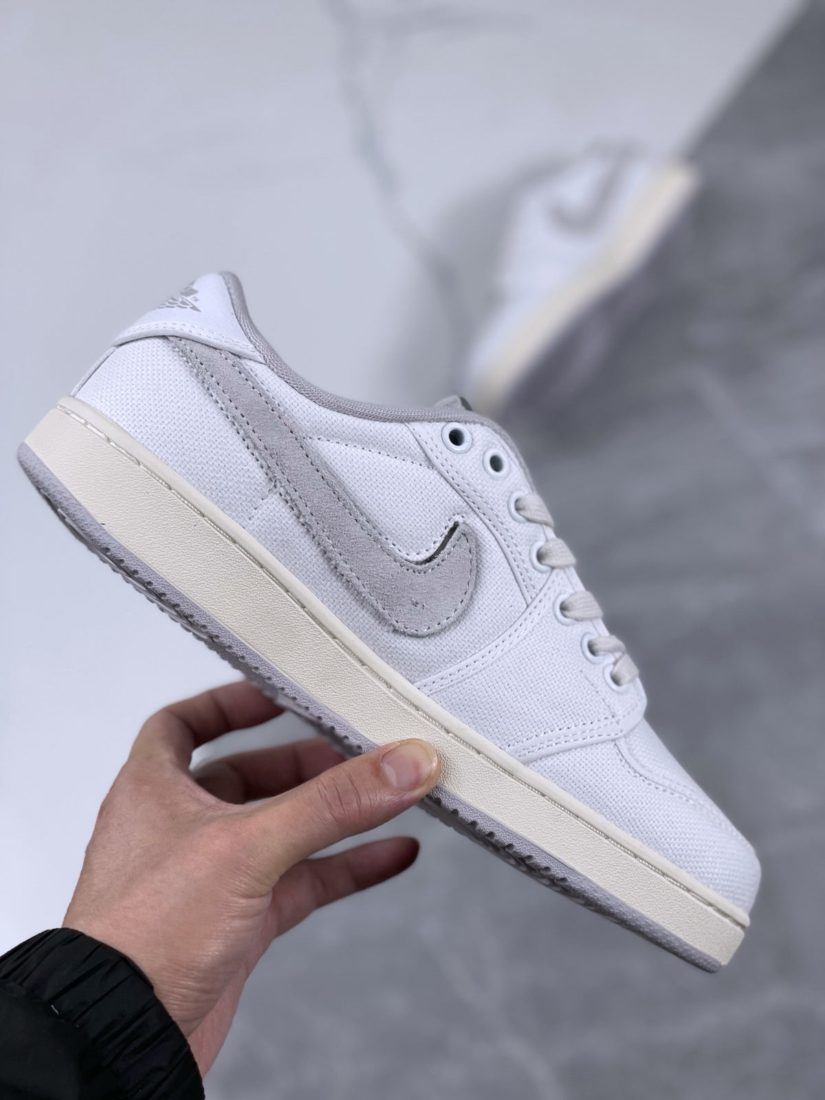 Retro Low Top Basketball Shoes, White Colorway, Canvas Footwear, Lace Up Design, Casual Gift for Shoe Lovers