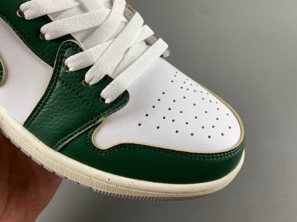 Low Top Sneakers, White Green Colorway, Lace Up Design, Casual Gift for Sneaker Fans