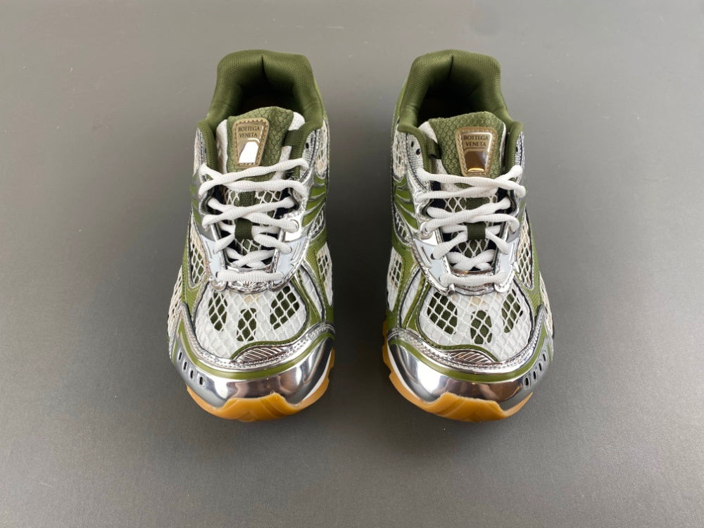 Low Top Sneakers, White Green Colorway, Lace Up Design, Casual Gift for Sneaker Fans