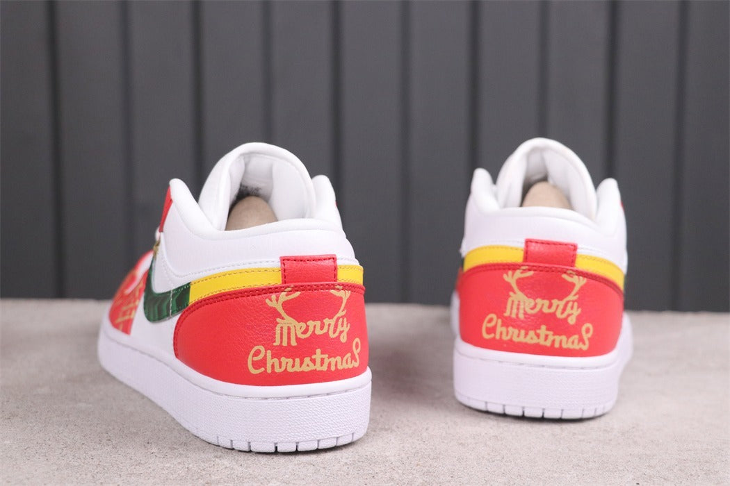 Low Top Sneakers, White Green Colorway, Lace Up Design, Casual Gift for Sneaker Fans