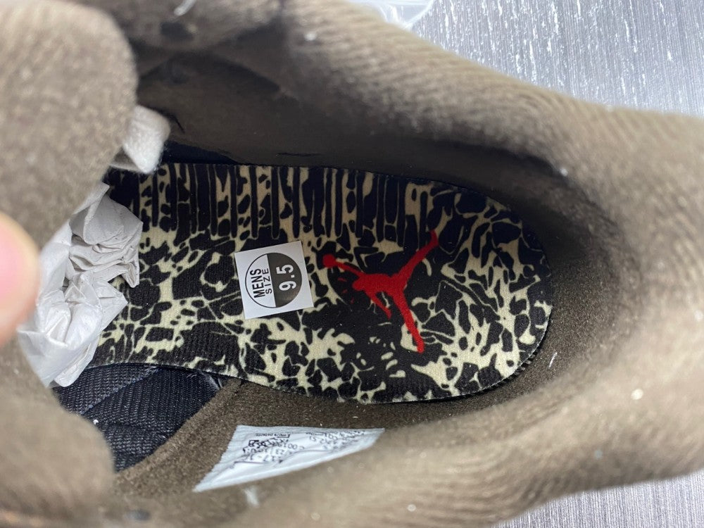 Low Top Sneakers, White Yellow Brown Colorway, Leather Footwear, Reverse Hook Design, Lace Up Design, Casual Gift for Sneaker Fans