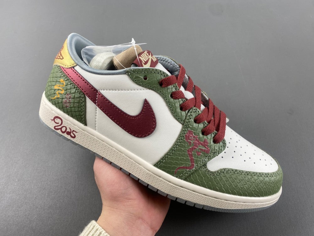 Retro Low Top Sneakers, White Green Red Colorway, Lace Up Design, Casual Gift for Sneaker Fans